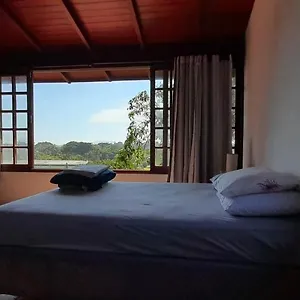  Quarto em Acomodações Particulares Casa Sol Brasil